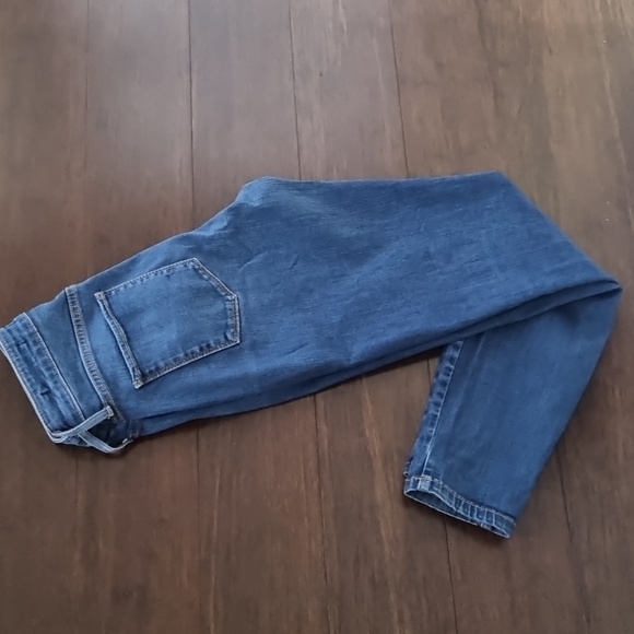 Guess sexy curve sized 28 jeans - Picture 3 of 7